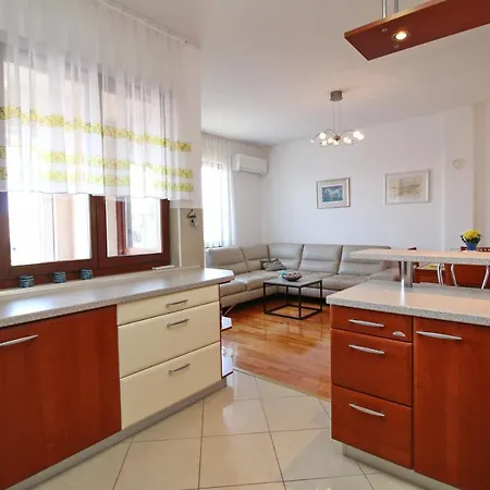 Polo Apartments Rovinj Exterior photo