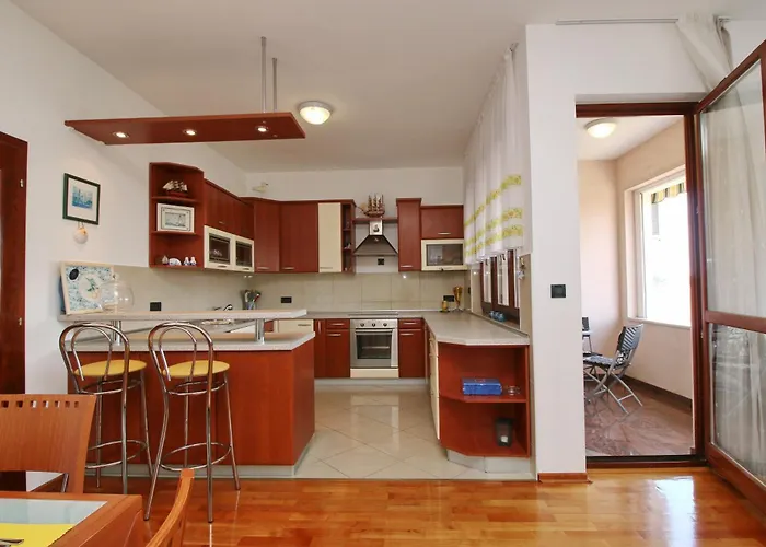 Polo Apartments